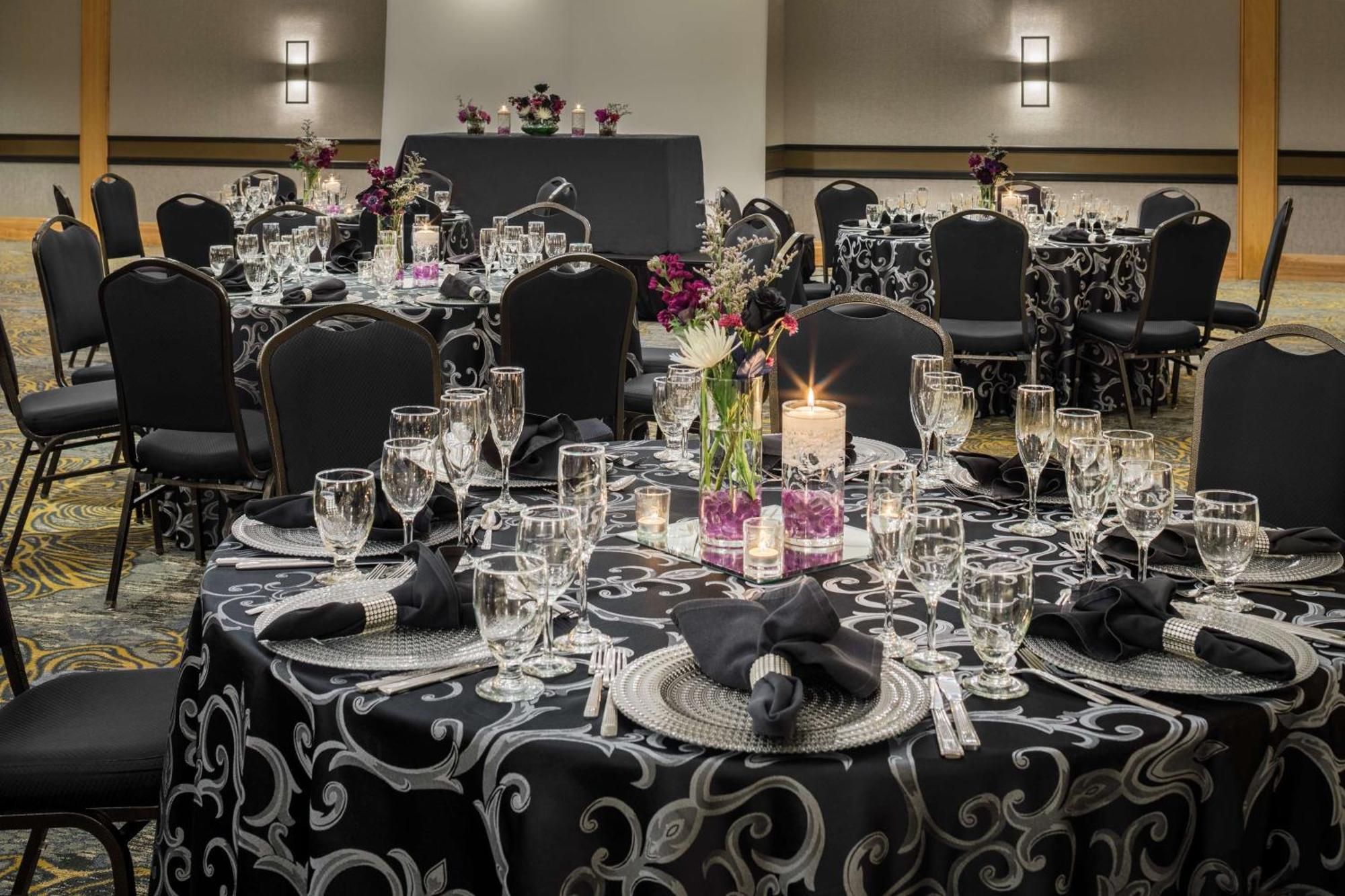 Doubletree By Hilton Hotel Denver Esterno foto