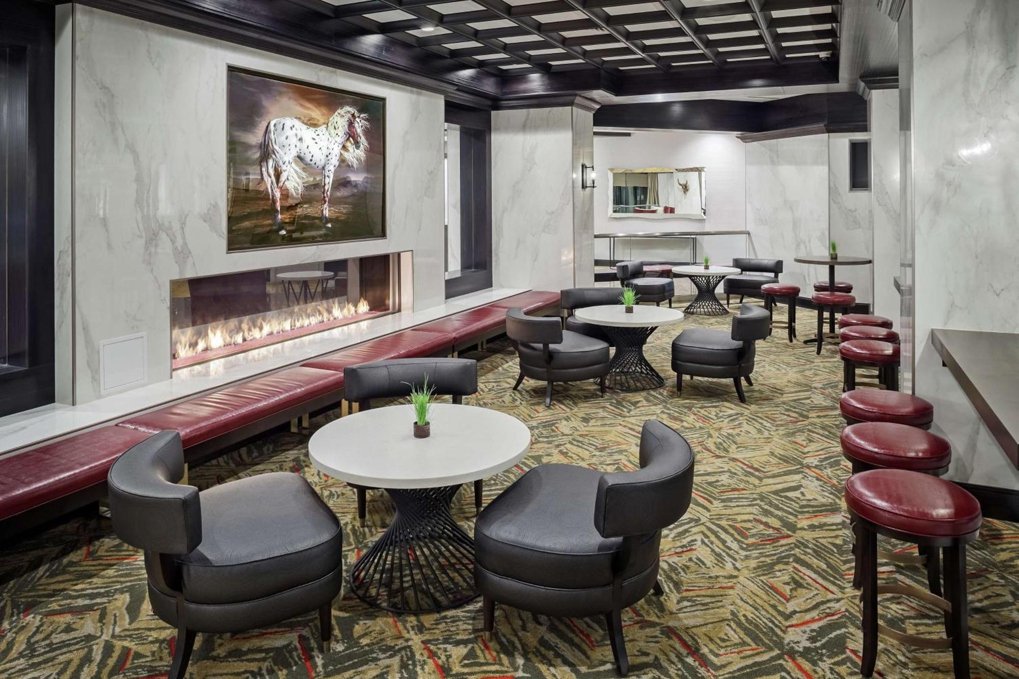 Doubletree By Hilton Hotel Denver Esterno foto