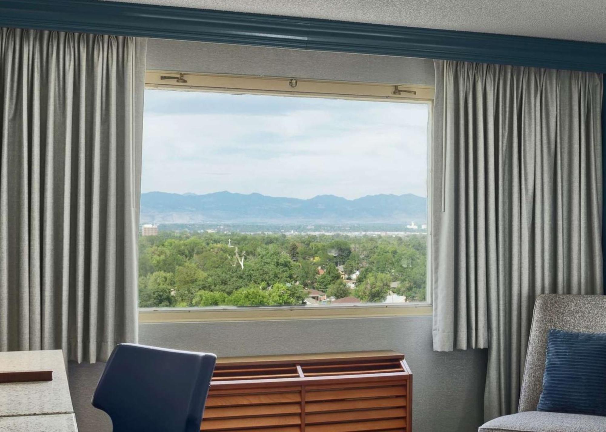 Doubletree By Hilton Hotel Denver Esterno foto