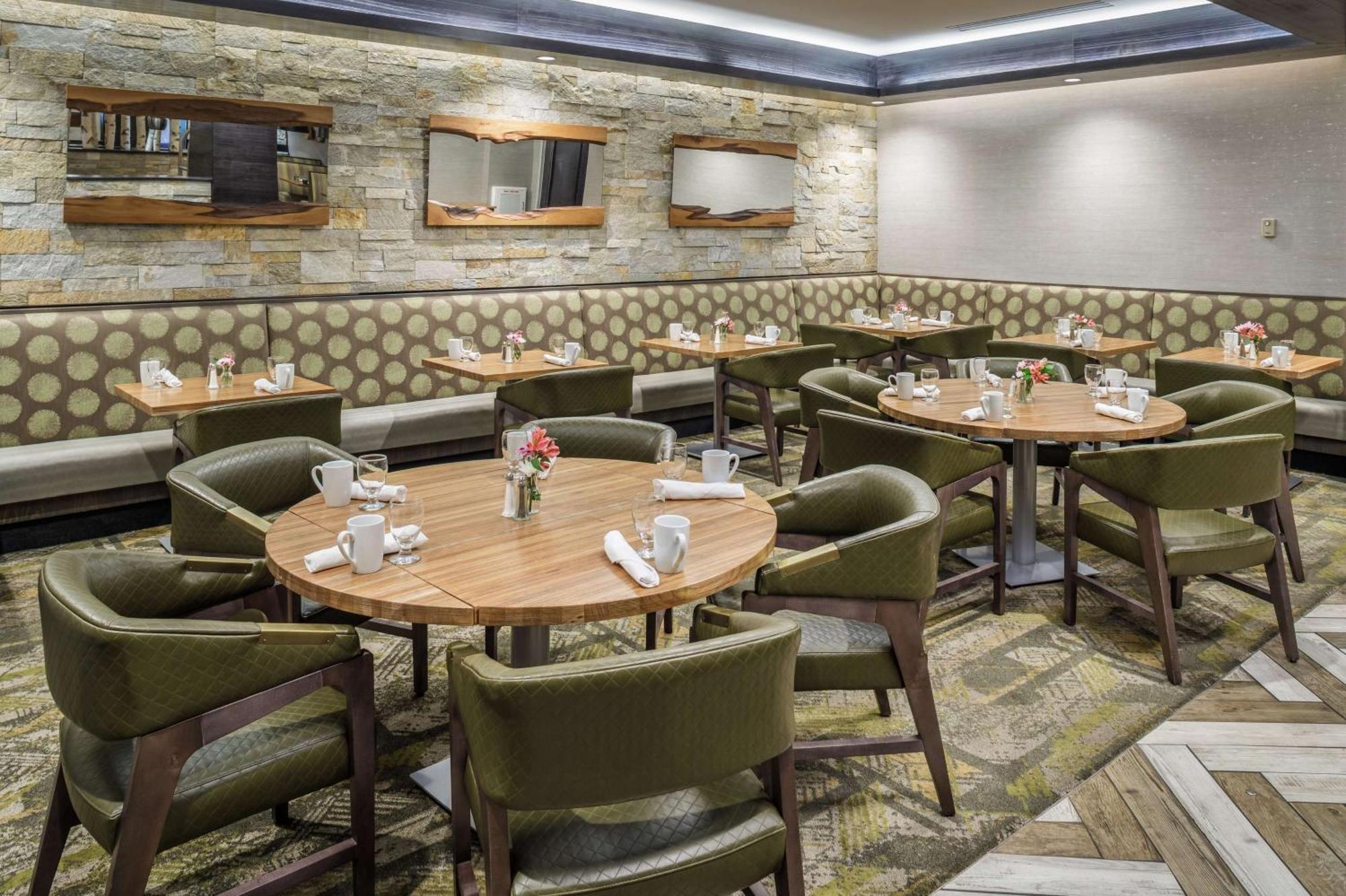 Doubletree By Hilton Hotel Denver Esterno foto